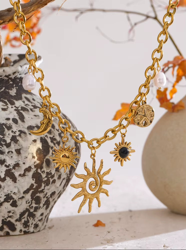 Trendy Starfish Moon Sun Shaped Pendant Charm Necklace Statement Stainless Steel Golden Chain Fashion Jewelry PVD Plated