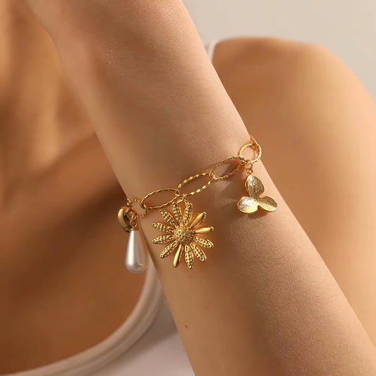 316L Stainless Steel Golden Flower Heart Pearl Bracelet for Women Simple Classic Waterproof Wrist Chain Jewelry Gift