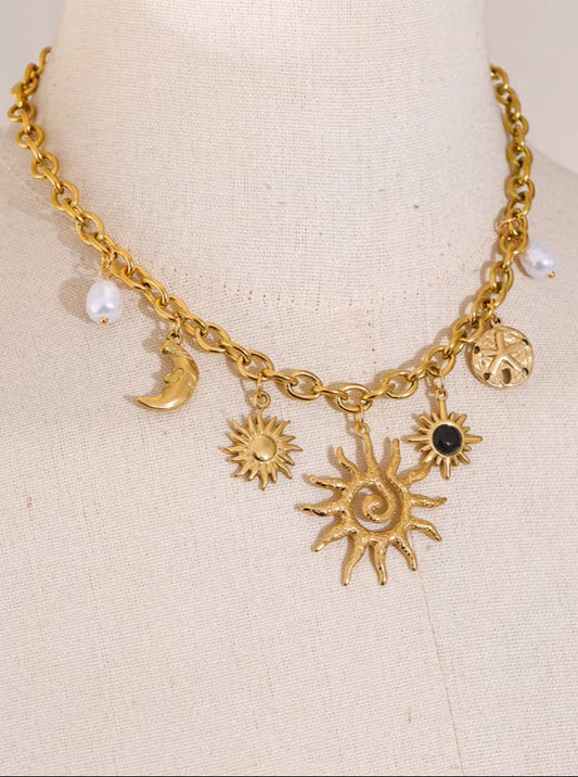 Trendy Starfish Moon Sun Shaped Pendant Charm Necklace Statement Stainless Steel Golden Chain Fashion Jewelry PVD Plated